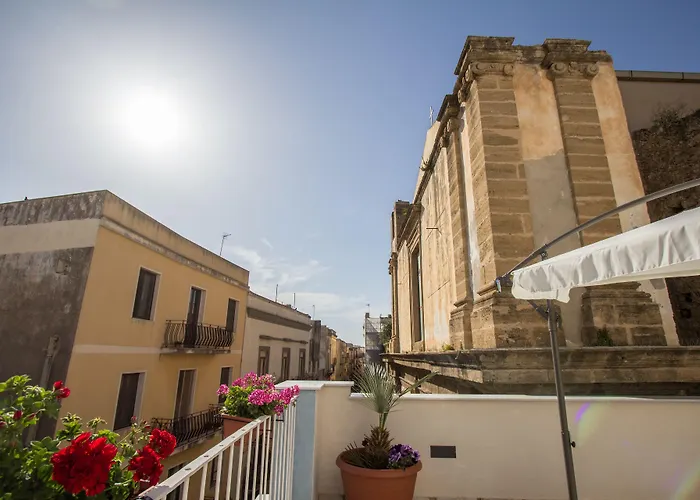Casa Dell'aromatario Bed & Breakfast 4*