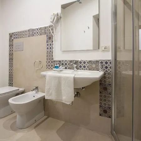 Casa Dell'aromatario לינה וארוחת בוקר 4*