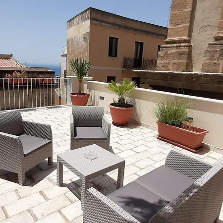 לינה וארוחת בוקר Casa Dell'aromatario 4*