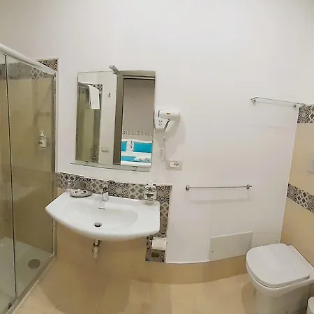 Casa Dell'aromatario לינה וארוחת בוקר שאקה