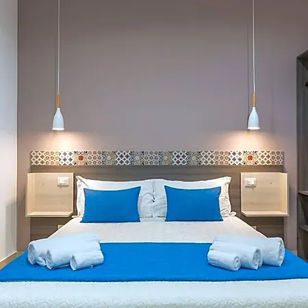 Casa Dell'aromatario Bed & Breakfast 4*